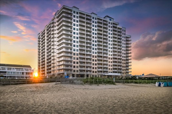 Exterior Beach Side