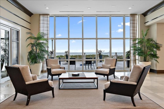 Gateway+Grand+704+53+lobby.jpg?v=27346 Gateway Lobby
