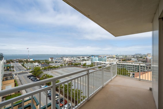 Gateway713-10+bay+view.jpg?v=27344 Bay View