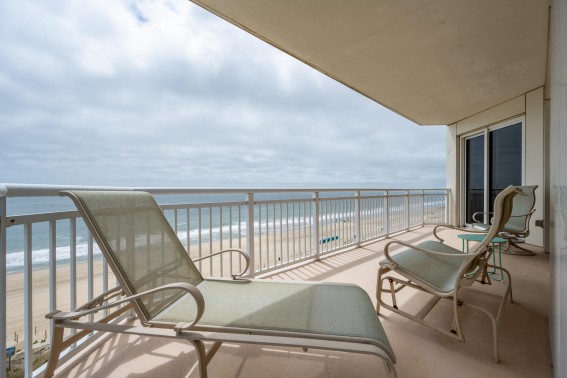 Gateway713-3+balcony.jpg?v=27342 Balcony