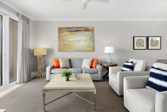 5_living_area__mini.jpg?v=9890 Living Area