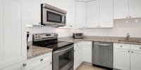 2 48TH ST #402