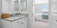 2 48TH ST #1706