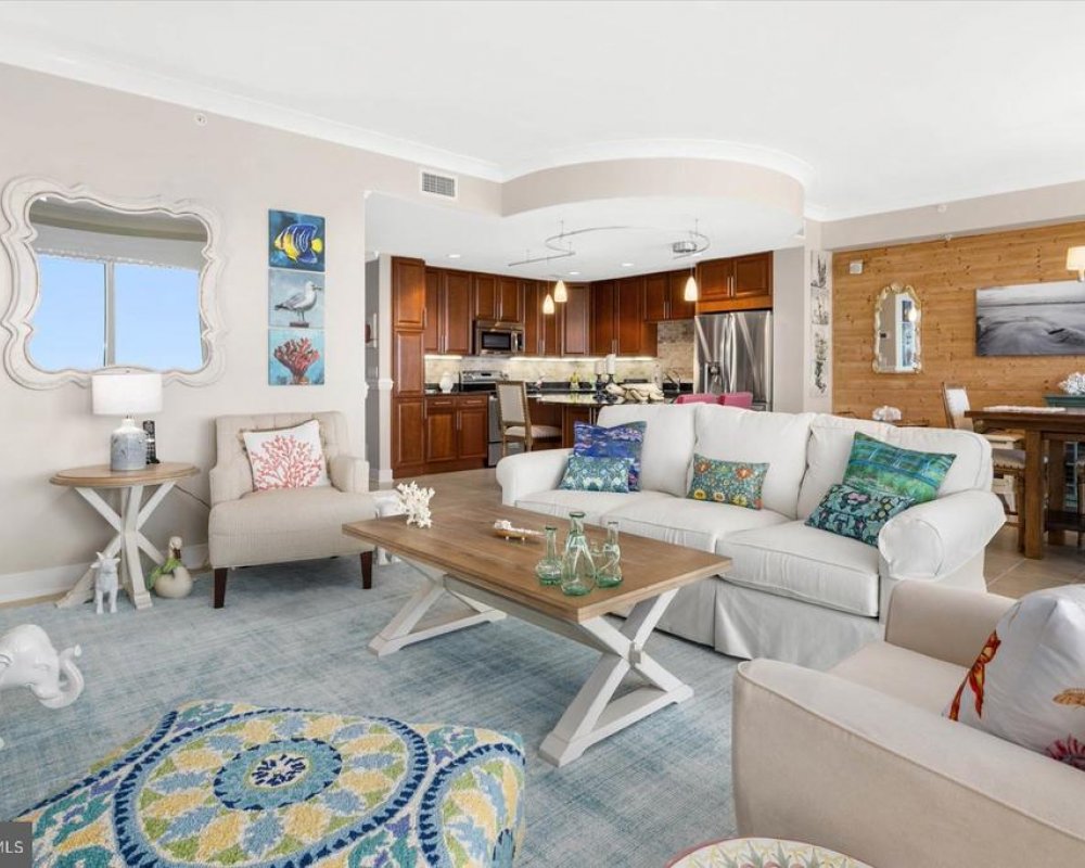 2 48TH ST #1608 GATEWAY GRAND