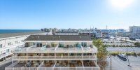 2 48TH ST #402